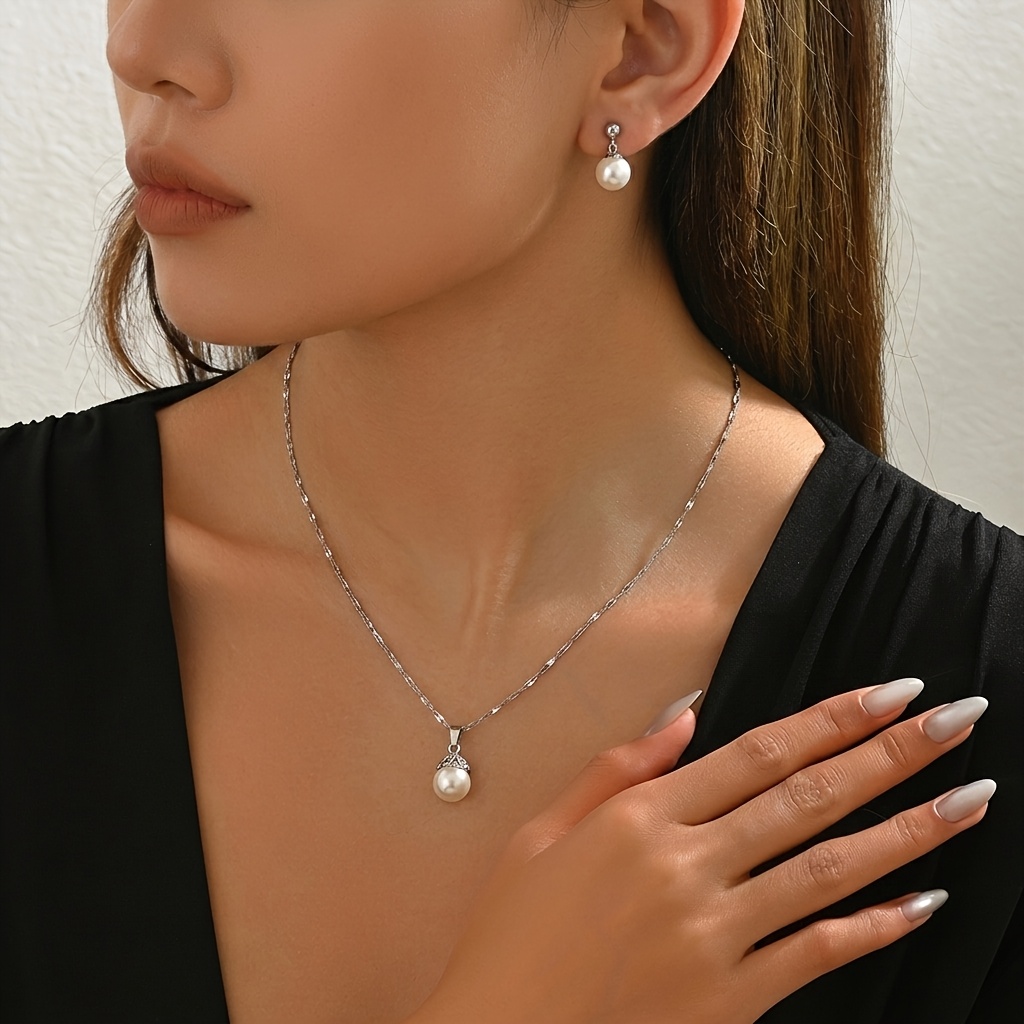 2pc Faux Pearl Necklace & Stud Earrings Set, Elegant Style